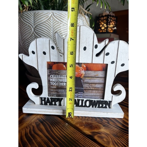 đ©”SOLDđ©” Happy halloween Photo Frame | Three Ghost Boo | White Farm House | - Picture 2 of 8